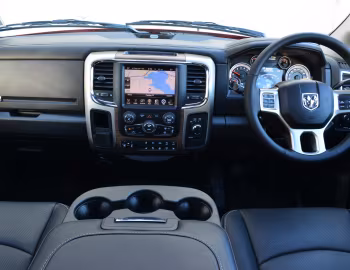 Painel frontal Ram 2500 Laramie Crew Cab [Australia] '2015–pr.