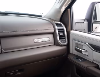 Intérieur Ram 2500 Laramie Crew Cab [Latam] (DJ) '2025–pr.