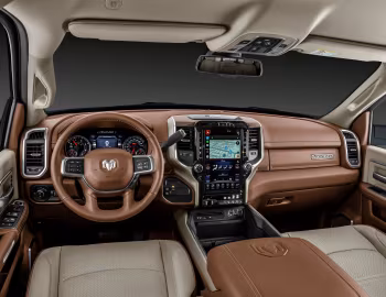 Painel frontal Ram 2500 Laramie Crew Cab [Latam] (DJ) '2019–pr.