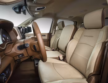 Interior Ram 2500 Laramie "Rodeo" Crew Cab [Brazil] (DJ) '2021
