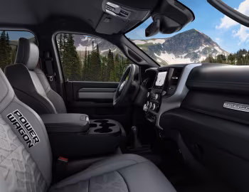 Interior 2019–pr. Ram 2500 Power Wagon Crew Cab (DJ) '2019–pr.