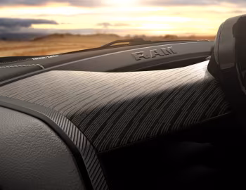 Interior 2025–pr. Ram 2500 Rebel Crew Cab (DJ) '2025–pr.