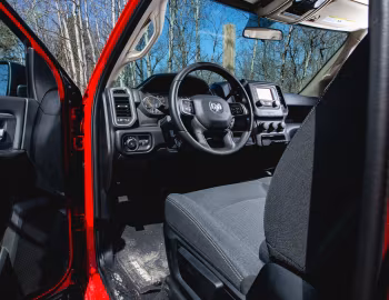 Interior 2019–pr. Ram 2500 Tradesman Regular Cab Chrome Appearance Package (DJ) '2019–pr.