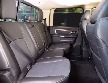 Interior Ram 3500 Laramie Crew Cab [Australia] '2015–pr.