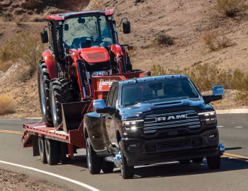 2025–pr. Ram 3500 Laramie Crew Cab Dually Sport Appearance Package (D2) '2025–pr.