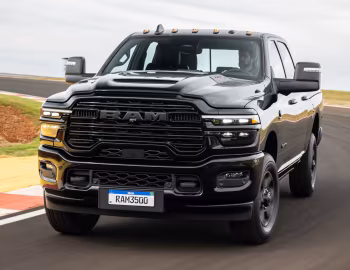 Ram 3500 Laramie "Night Edition" Crew Cab [Latam] (D2) '2025–pr.