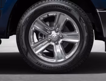 Ram Classic Laramie Crew Cab [Brazil] (DS) '2022–24
