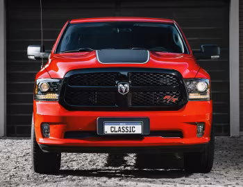 Ram Classic R/T Crew Cab [Brazil] (DS) '2024