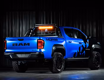 Ram Dakota Blue Shadow '04.2026