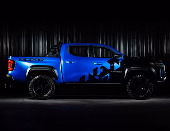 Ram Dakota Blue Shadow '04.2026