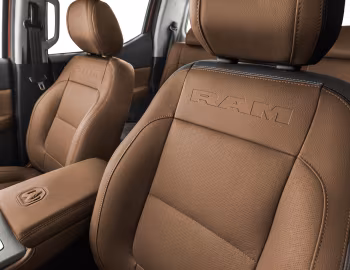 Interior Ram Dakota Laramie [Latam] '2025–pr.