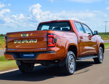 Ram Dakota Laramie [Latam] '2025–pr.