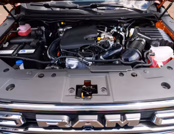 Sous la capuche Ram Dakota Laramie [Latam] '2025–pr.
