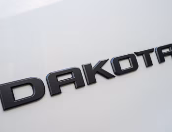 Ram Dakota Warlock [Latam] '2025–pr.