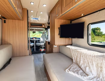 Interior 2021–pr. Roadtrek Chase '10.2020–pr.