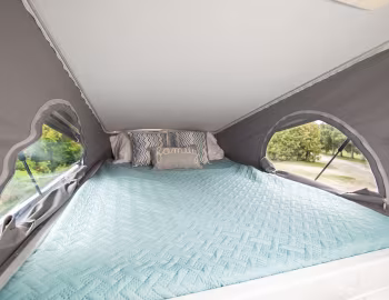Interior 2021–pr. Roadtrek Play Slumber '2020–pr.