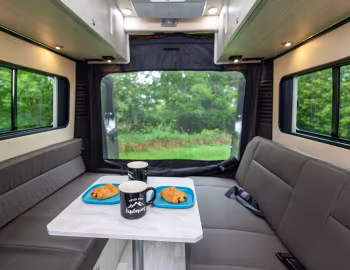 Interior 2021–pr. Roadtrek Zion Slumber '10.2020–pr.