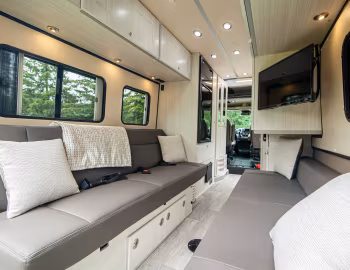 Interior 2021–pr. Roadtrek Zion Slumber '10.2020–pr.