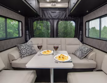Interior 2021–pr. Roadtrek Zion Slumber '10.2020–pr.