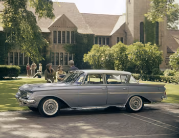 1961 Ambassador Custom Sedan (6185-2)