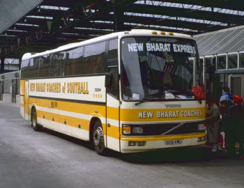 Volvo C10M-70 Ramseier & Jenzer [UK-spec] (C49Ft) '02.1985–12.1986