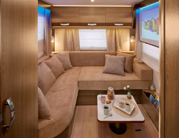 Intérieur 2018–21 Rapido 8094dF '2017–21