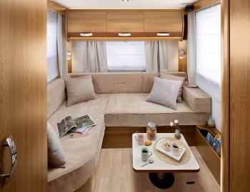 Intérieur 2018–21 Rapido 8094dF '2017–21