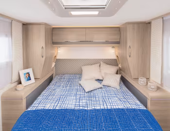 Intérieur 2018–pr. Rapido 8096dF '2017–pr.