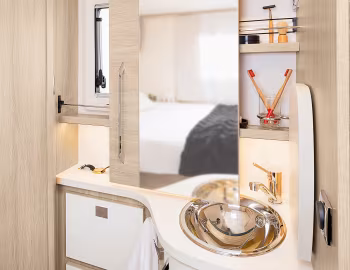 Intérieur 2020–21 Rapido 856F '2019–21