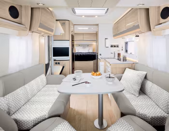 Intérieur 2020–21 Rapido 856F '2019–21