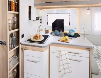 Intérieur 2020–21 Rapido 856F '2019–21