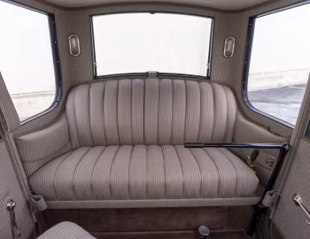 Interior 1917 Rauch & Lang Model JX-7 5-Passenger Brougham (70069)