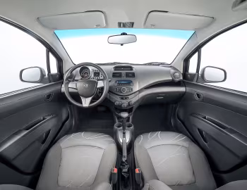 Інтэр'ер Ravon R2 '02.2016–20