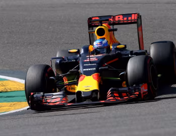 Red Bull RB12 '2016