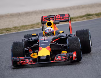Red Bull RB12 '2016