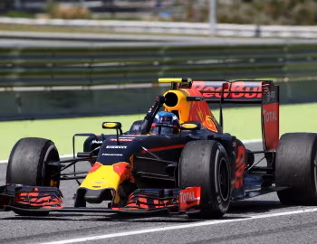 Red Bull RB12 '2016