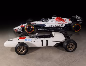 Honda RA272, Red Bull RB21 with a special Japanese GP livery