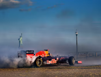 Red Bull RB7 '2011