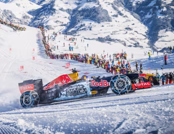 Red Bull RB7 '2011