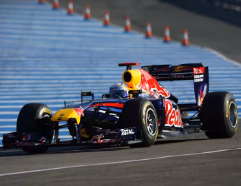 Red Bull RB7 '2011