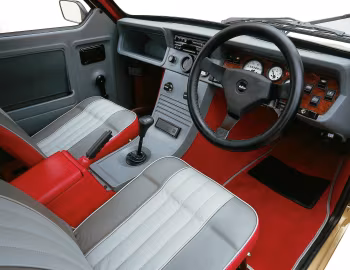 内饰 Reliant Robin "65" '09.2000–02.2001