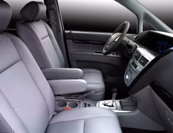Interior Rely V8 '2010–15