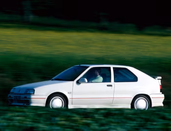 Renault 19 16S 3-door [Worldwide] (C53) '1988–92