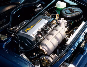 Under The Hood Renault 19 16S 3-door [Worldwide] (C53) '1988–92