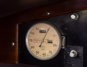 Dashboard 1925 Renault 40 CV Type MC Limousine by Windover '1925