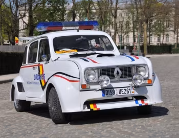 Renault 4 "Douanes" '2010