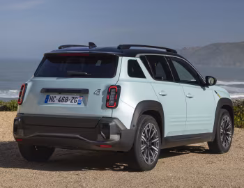 Renault 4 E-Tech electric Iconic [Worldwide] '2025–pr.