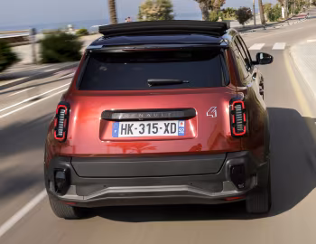 Renault 4 E-Tech electric Techno Plein Sud [Worldwide] '2026