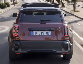 Renault 4 E-Tech electric Techno Plein Sud [Worldwide] '2026