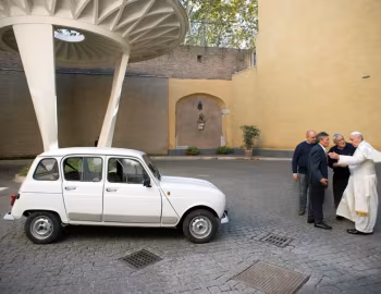 Renault 4 L, Pope Francis
